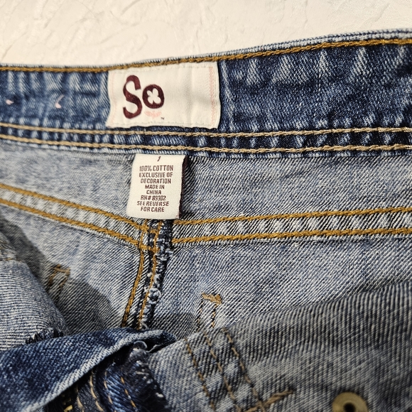 SO Distressed Denim Pocket Miniskirt - Picture 9 of 12